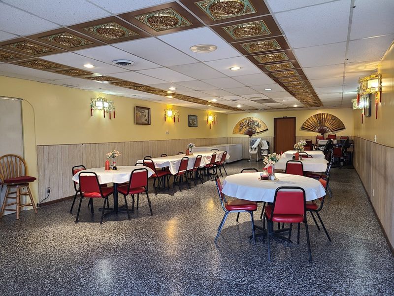 Lung Fung Restaurant interior